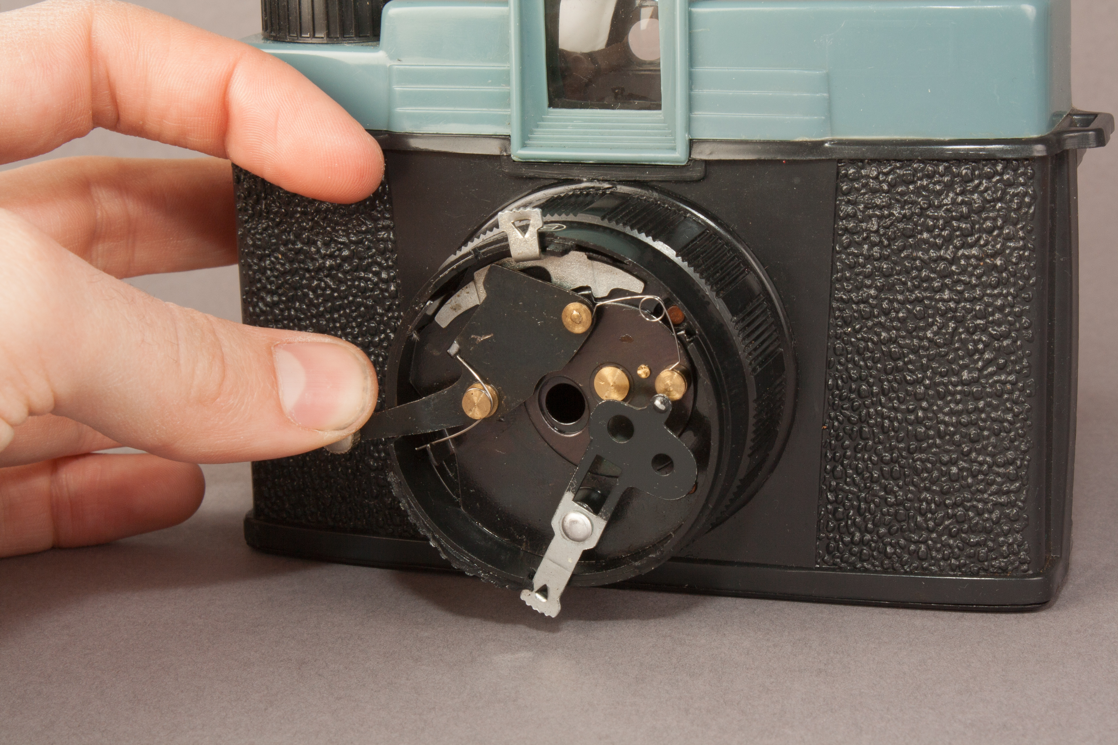 A picture showing the Diana F shutter open