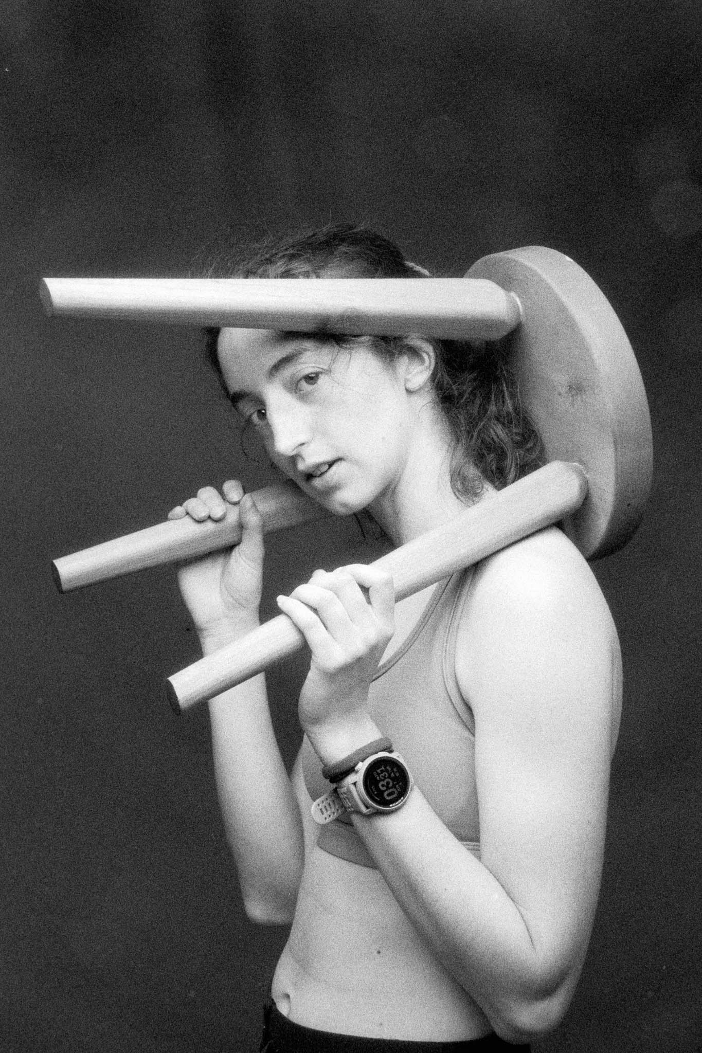 Izzy SO078 Studio 08